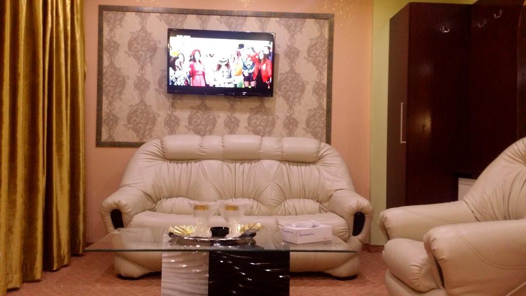 Byblov Rooms Boutique Bukares Bagian luar foto